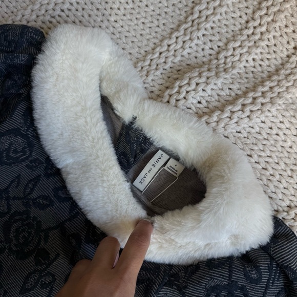 NWT Janie and Jack Faux Fur Collar Floral Jacquard Dress - Picture 7 of 7